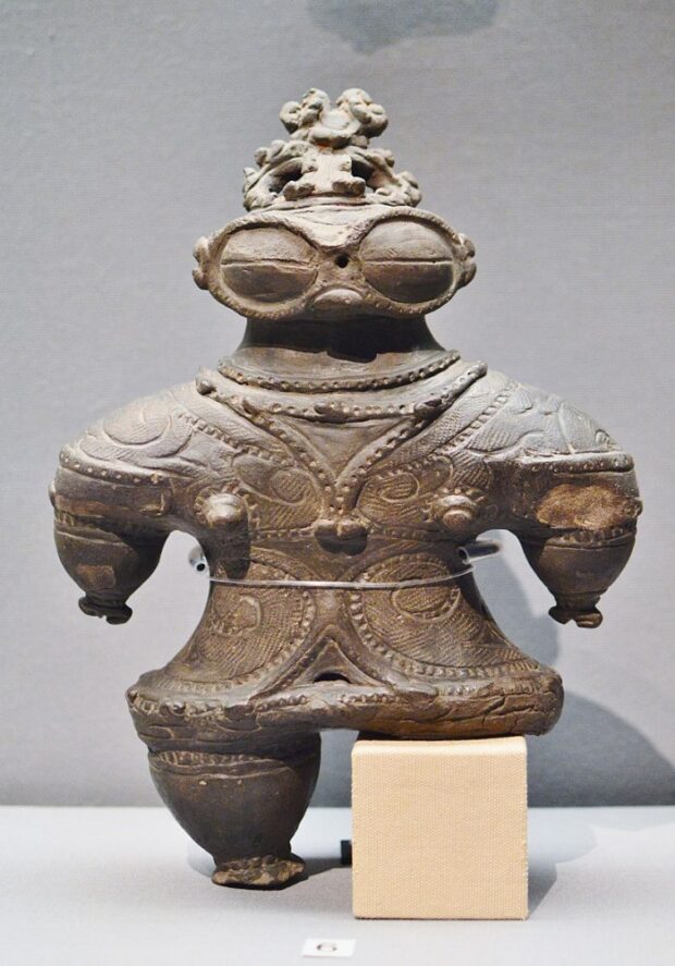 縄文時代に現れた宇宙人？遮光器土偶のミステリー│未確認生物と世界の謎chahoo