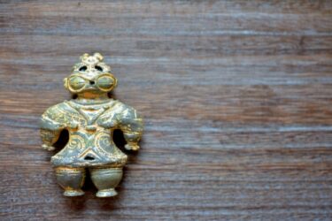 縄文時代に現れた宇宙人？遮光器土偶のミステリー